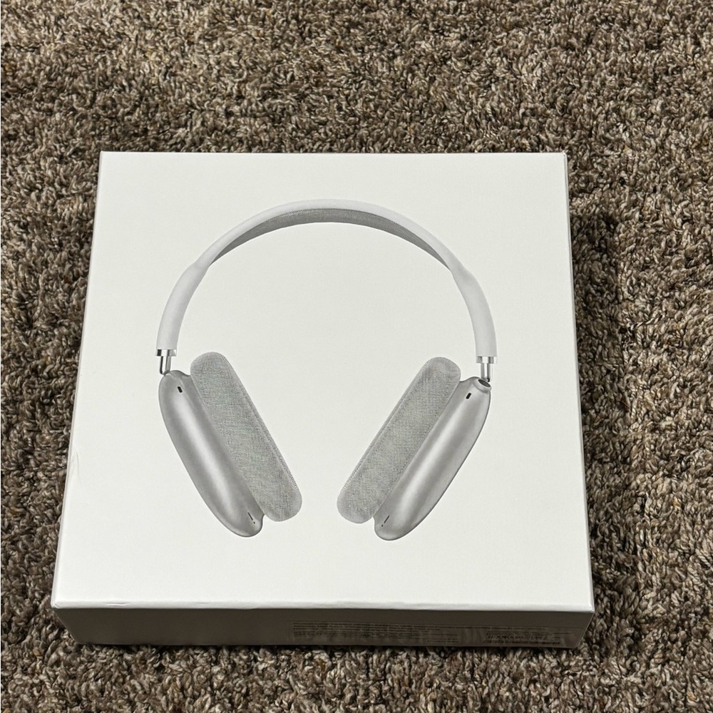 Apple AirPods Max Over-Ear Headphones - Silver/White